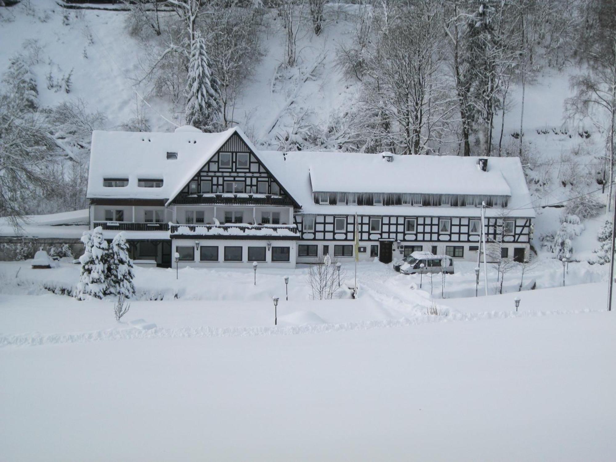 Tommes Gaestehaus Zur Muehle Schmallenberg Exteriér fotografie