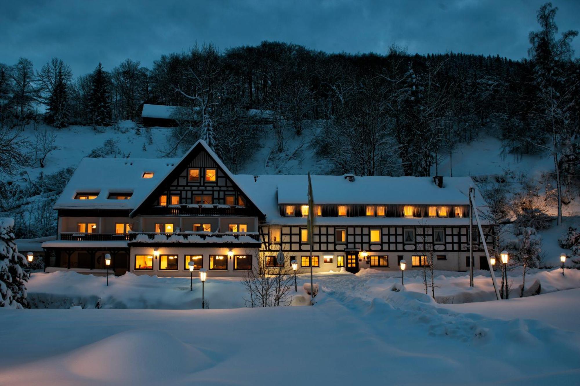 Tommes Gaestehaus Zur Muehle Schmallenberg Exteriér fotografie